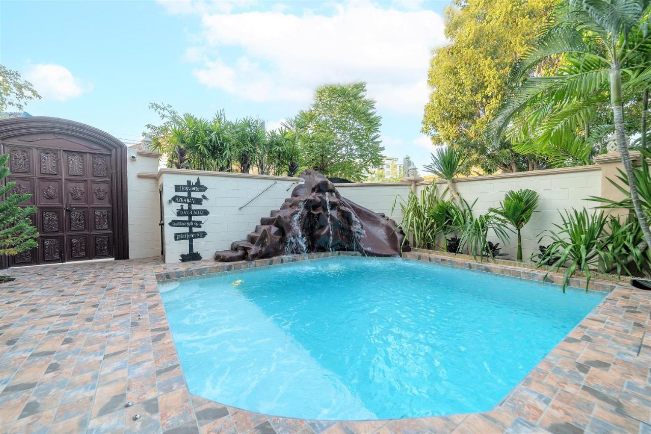 Potterland Luxury Pool Villa Pattaya Walking Street 6 Bedrooms Exteriér fotografie